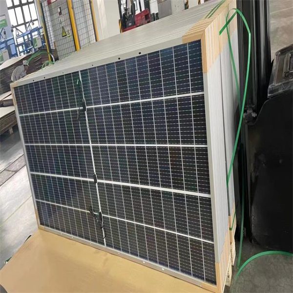 BIFICIAL DOUBLE GLASS LONGI HI MO 545W 550W 555W 560W SOLAR PANELS DISTRIBUTORS IN CHINA